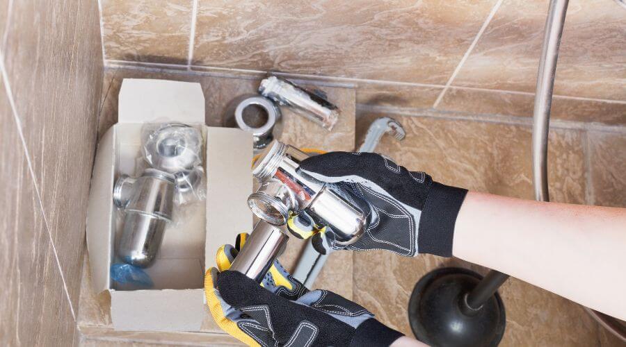 Professional gutter cleaning in Pleasanton, CA